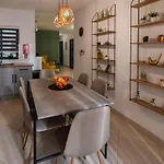 Modern 3br W/terrace, Close To Malta Airport -