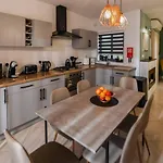 Modern 3br W/terrace, Close To Malta Airport - Apartmán Luqa