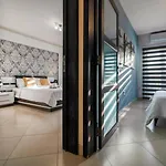 Apartmán Modern 3br W/terrace, Close To Malta Airport -