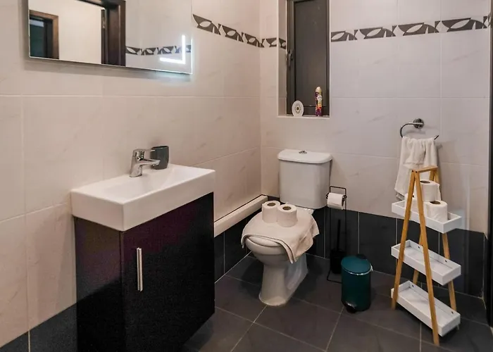 Modern 3br W/terrace, Close To Malta Airport - Apartment Luqa